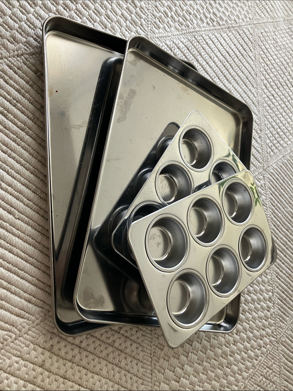 18/10 Stainless Steel Baking Sheets and Cups - Set of 4
